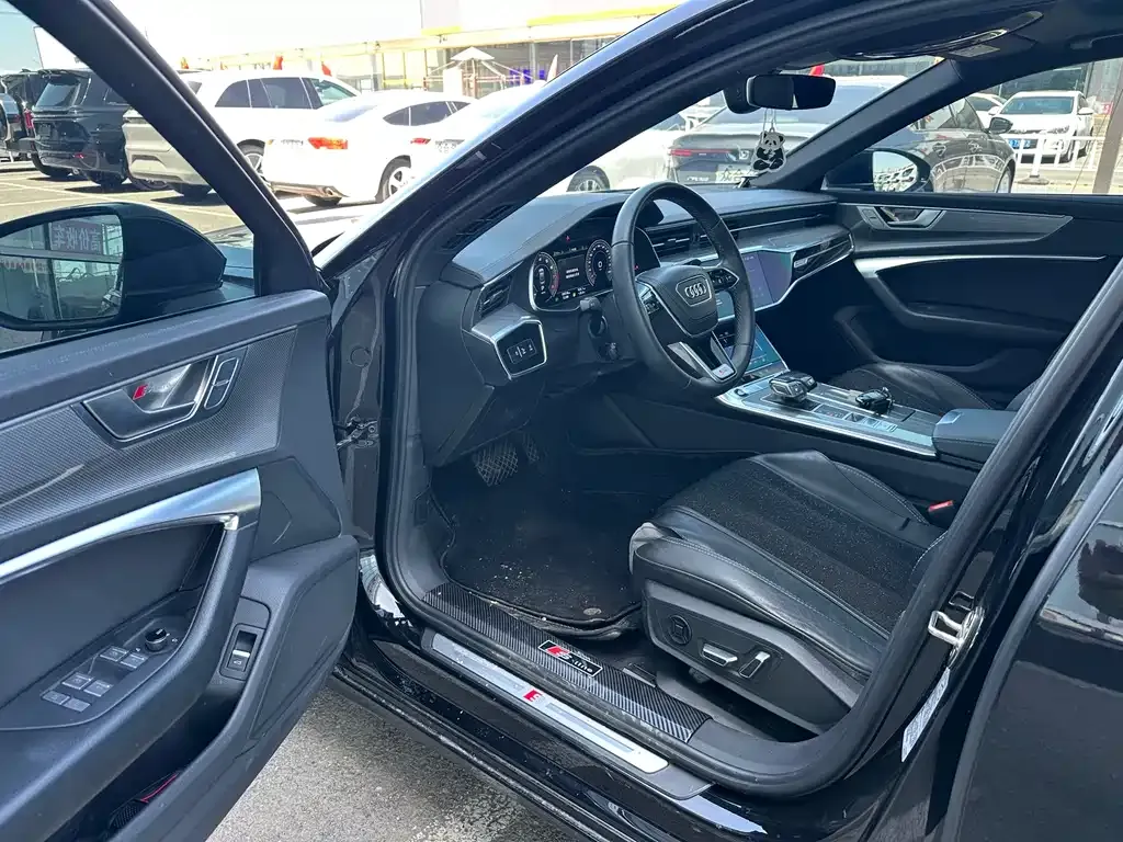 Audi A6L 2023 из CN, фото 9