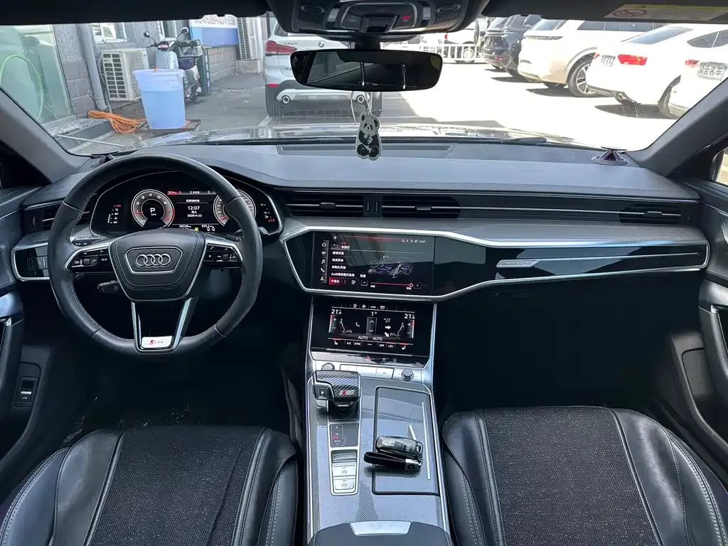 Audi A6L 2023 из CN, фото 6