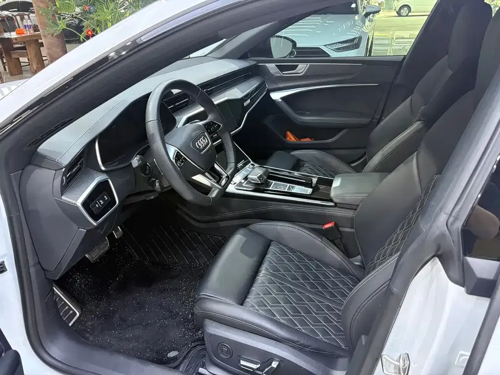 Audi A7 — фото 9