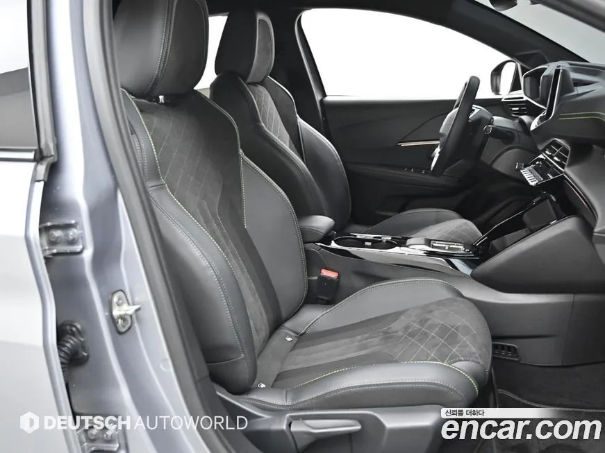 Peugeot 208 2023 из KR, фото 10