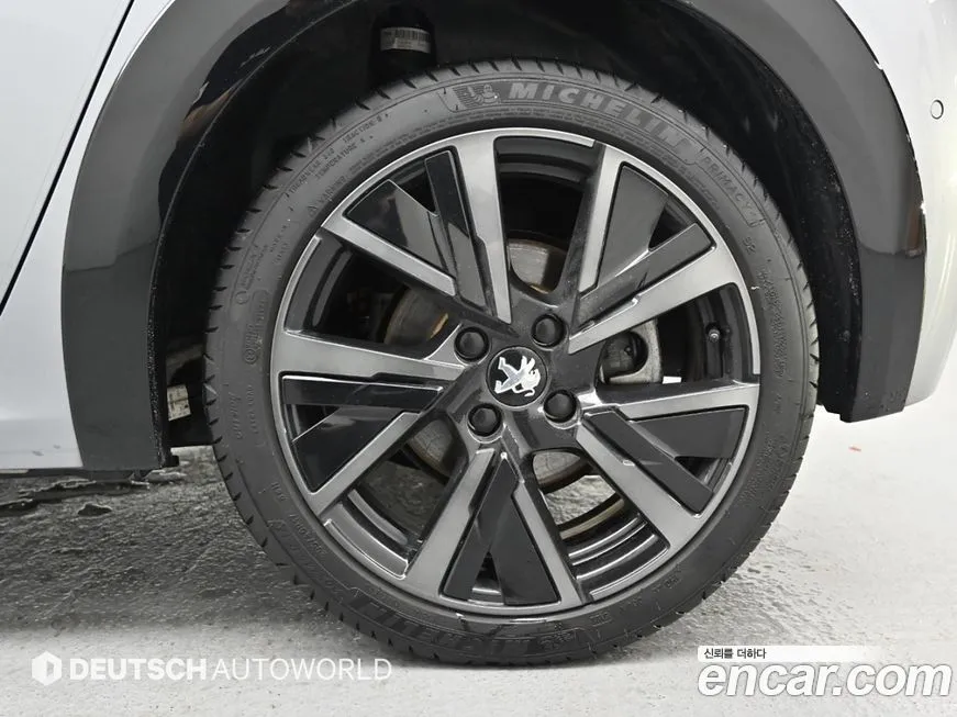 Peugeot 208 2023 из KR, фото 7