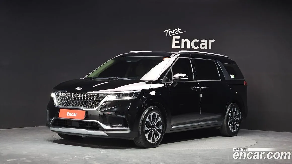 Kia Carnival — фото 1