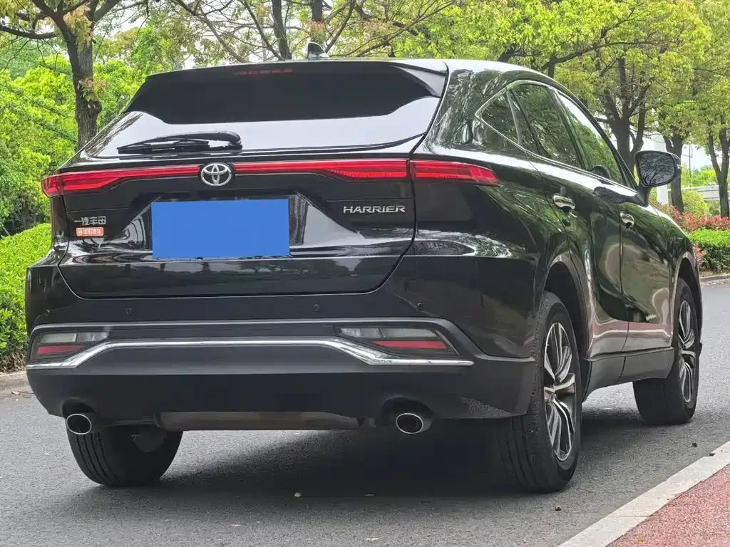 Toyota Harrier 2022 из CN, фото 2