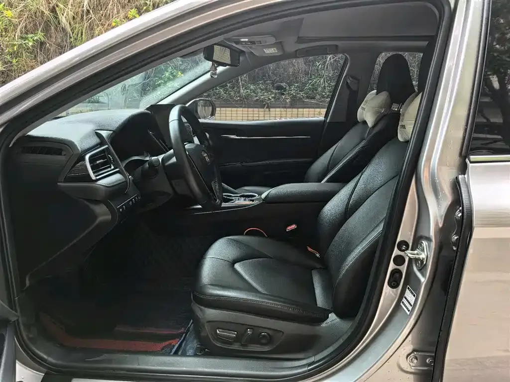Toyota Camry 2022 из CN, фото 6