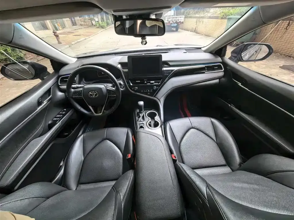 Toyota Camry 2022 из CN, фото 8