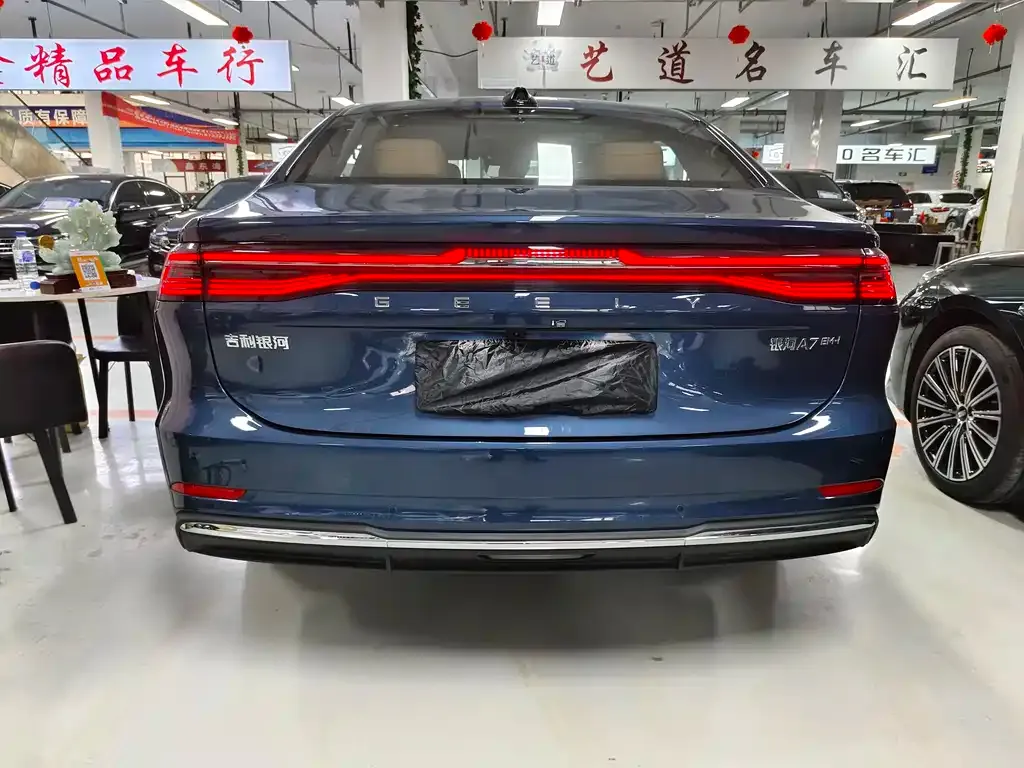 Geely Galaxy A7 2025 из CN, фото 8