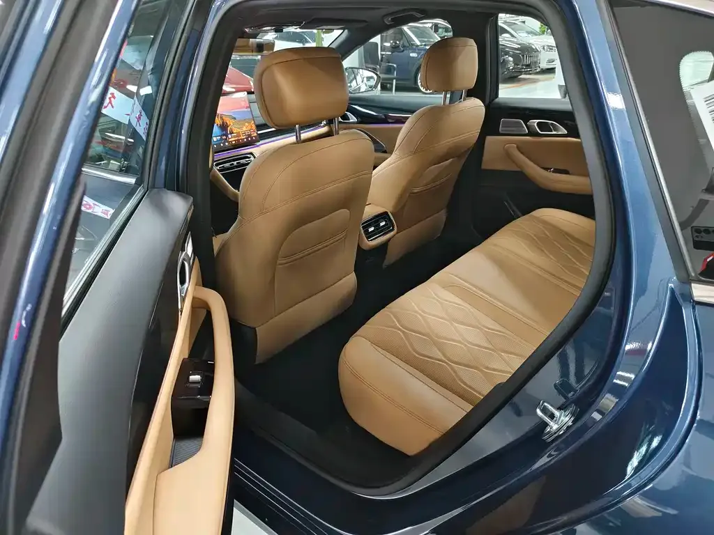 Geely Galaxy A7 2025 из CN, фото 5