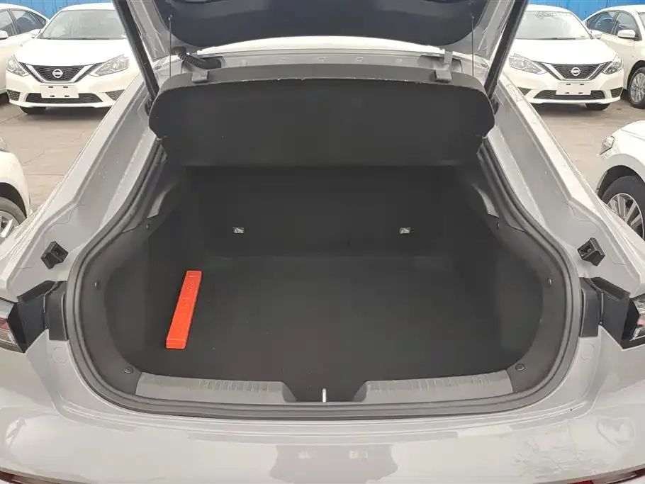 Changan UNI-V 2024 из CN, фото 5