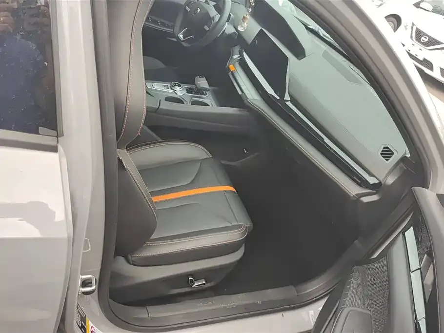 Changan UNI-V 2024 из CN, фото 9