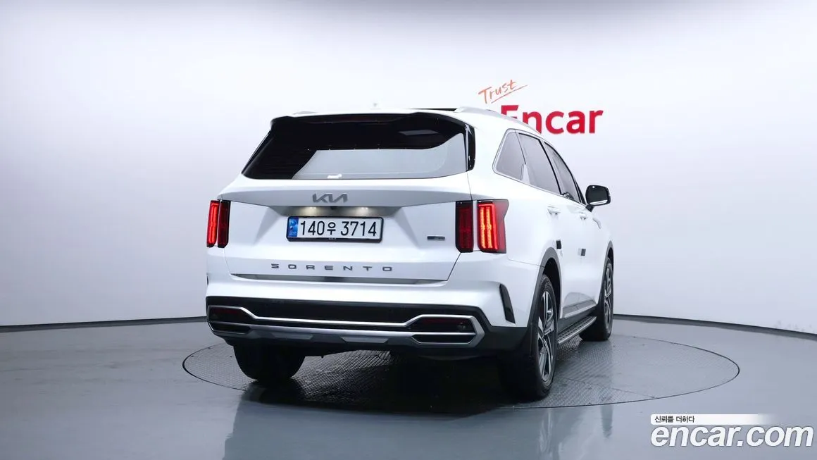Kia Sorento — фото 10