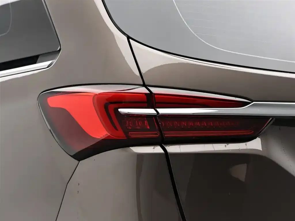 Buick GL8 2022 из CN, фото 10