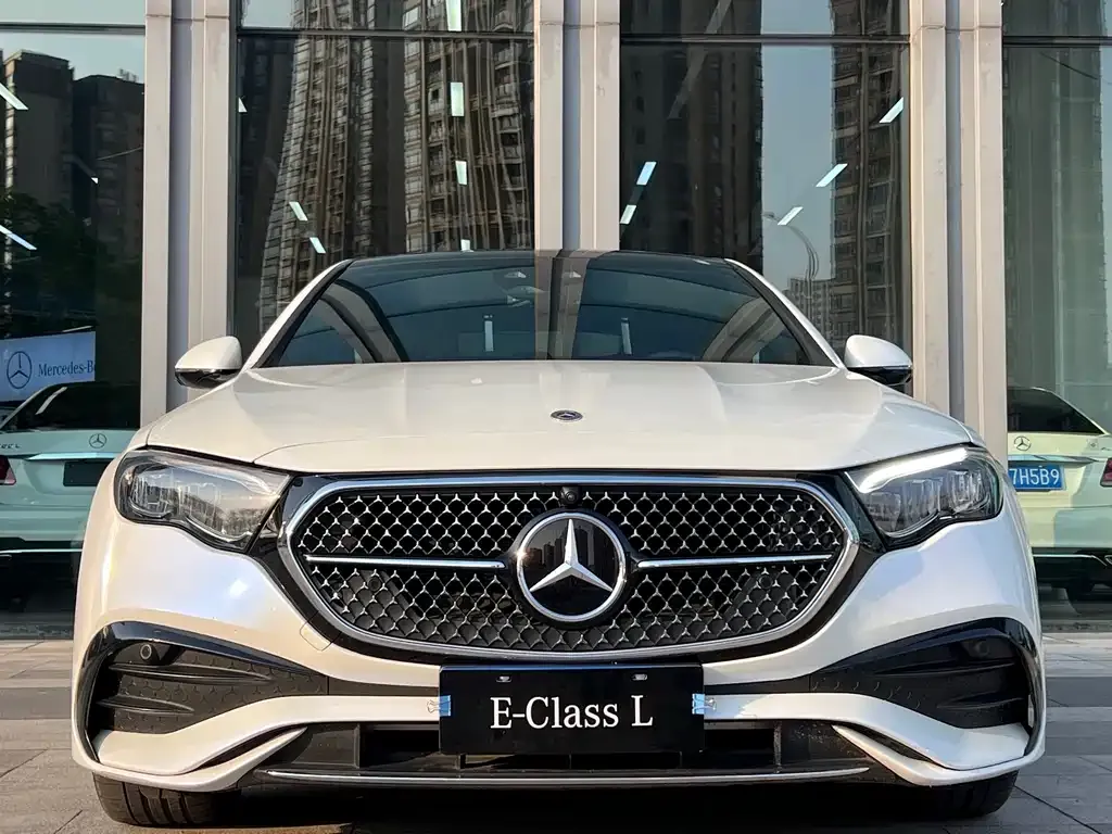 Mercedes-Benz E-Class 2024 из CN, фото 5