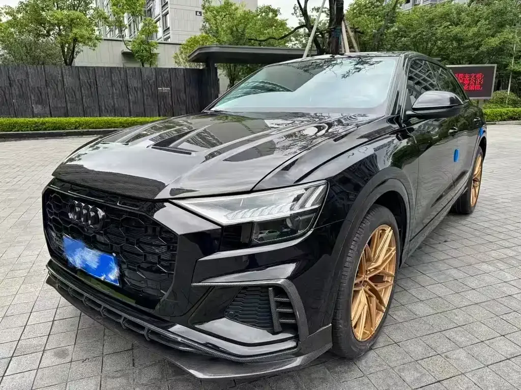 Audi Q8 2021 из CN, фото 1