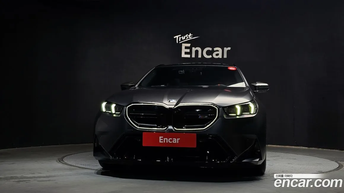 BMW M5 2026 из KR, фото 4