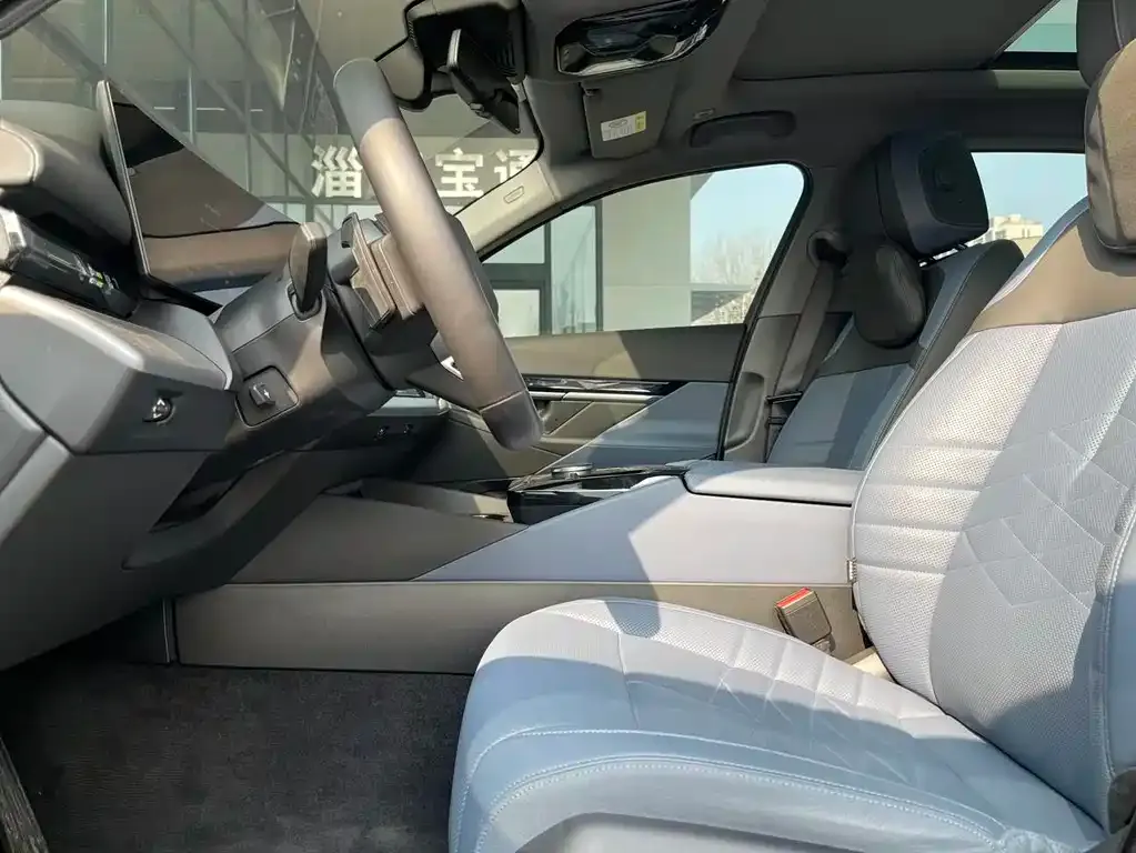 BMW i5 2025 из CN, фото 3