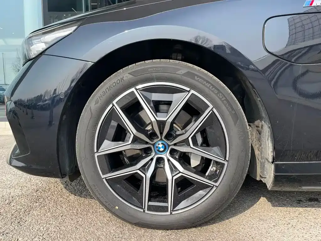 BMW i5 2025 из CN, фото 10