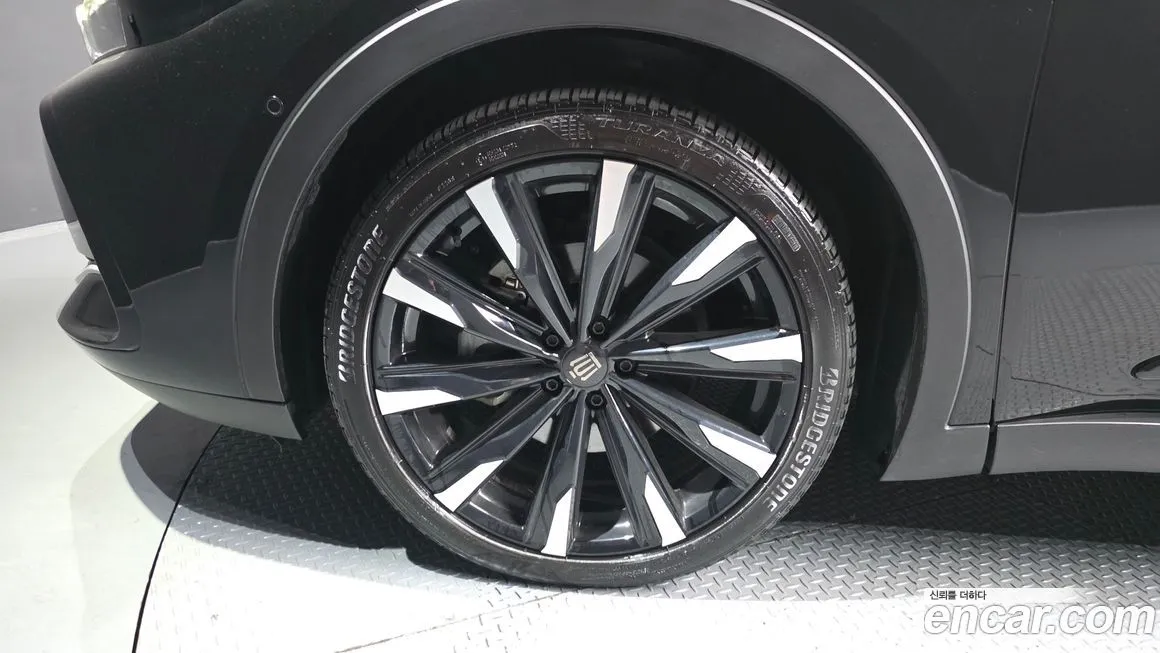 Toyota Crown 2023 из KR, фото 8