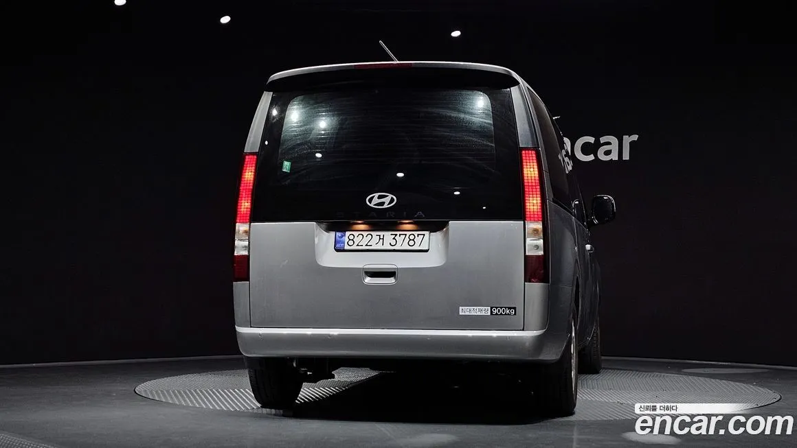 Hyundai Staria — фото 2