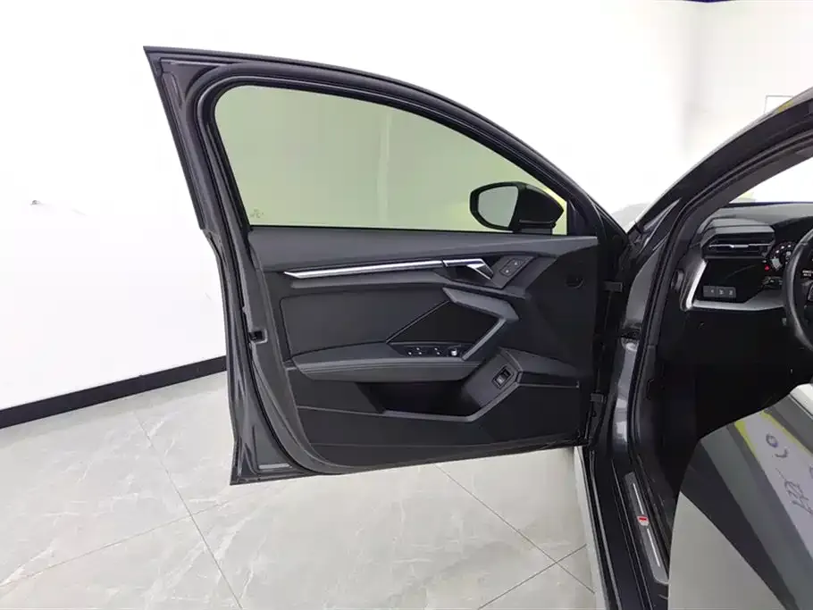 Audi A3 2021 из CN, фото 3