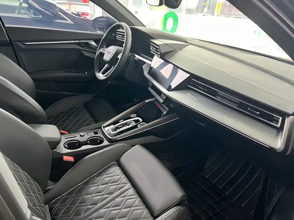 Audi A3 2025 из CN, фото 8