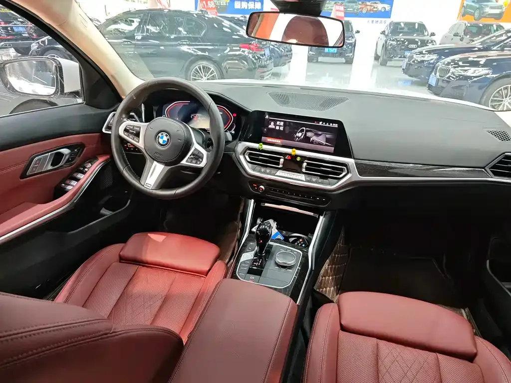 BMW 3 Series 2022 из CN, фото 3