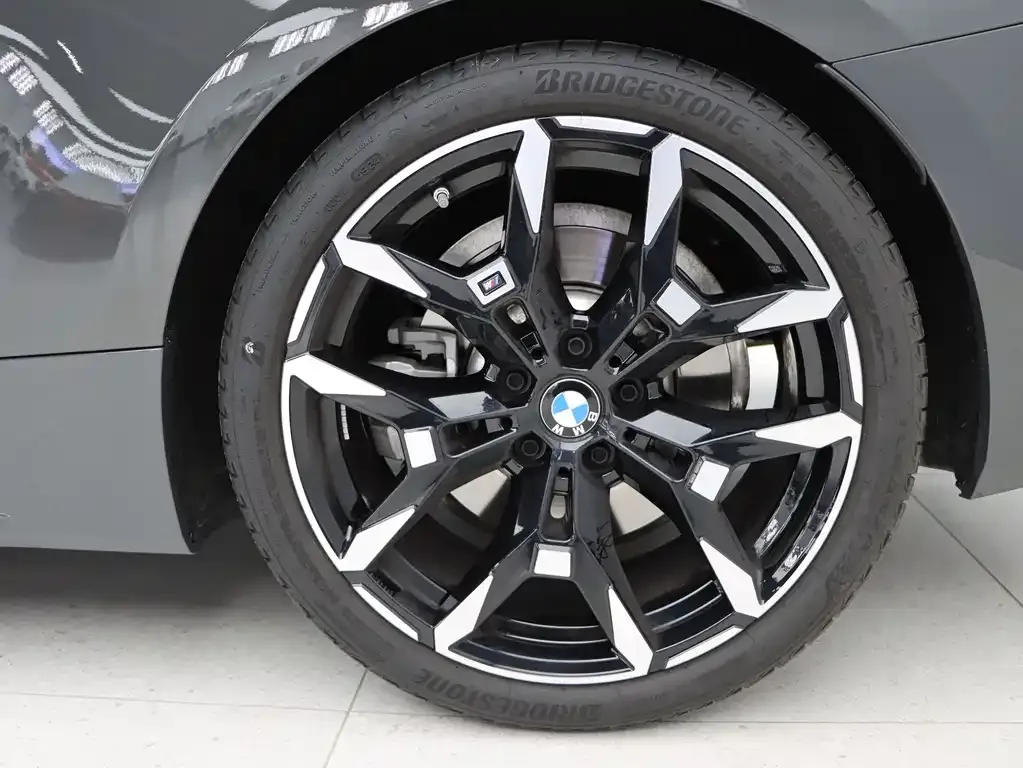 BMW 4 Series 2025 из CN, фото 9