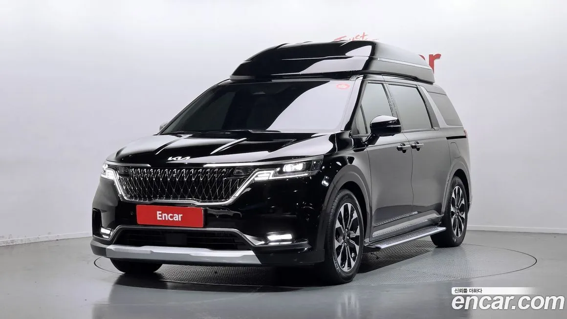 Kia Carnival — фото 1