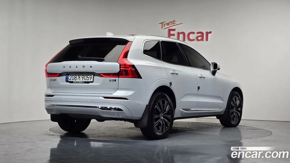 Volvo XC60 — фото 3