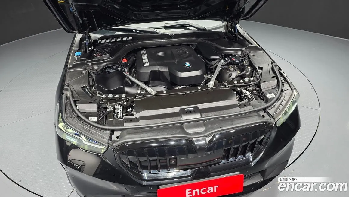 BMW 5-Series 2024 из KR, фото 10