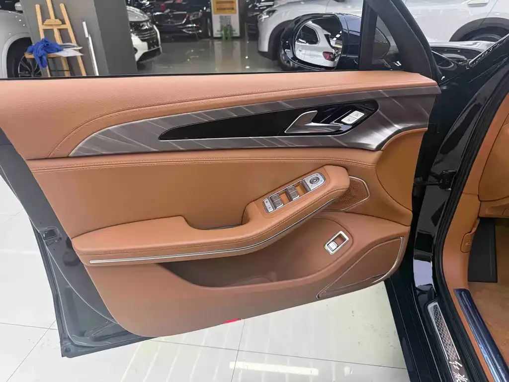 Hongqi H9 2022 из CN, фото 6