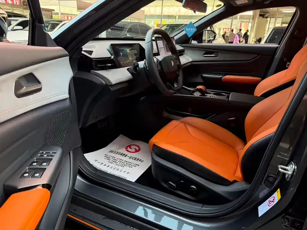 Changan UNI-V 2025 из CN, фото 10