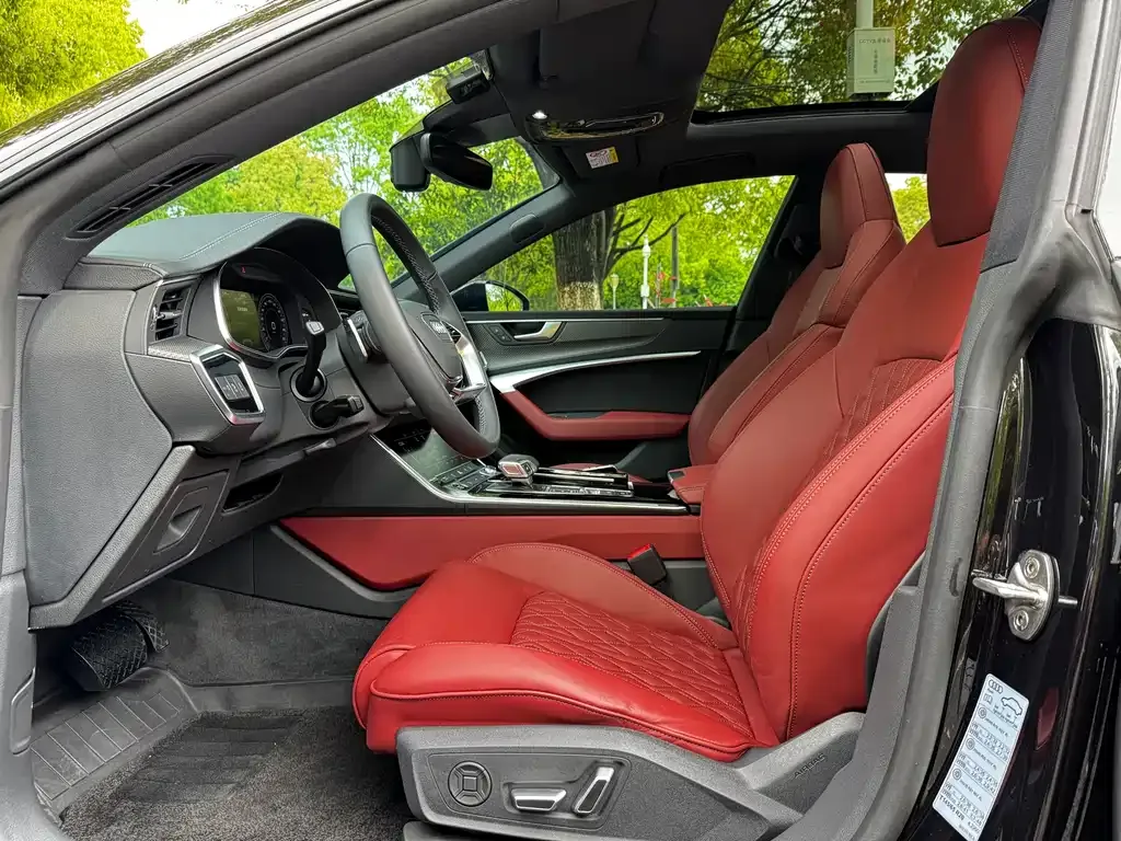 Audi A7L 2023 из CN, фото 8