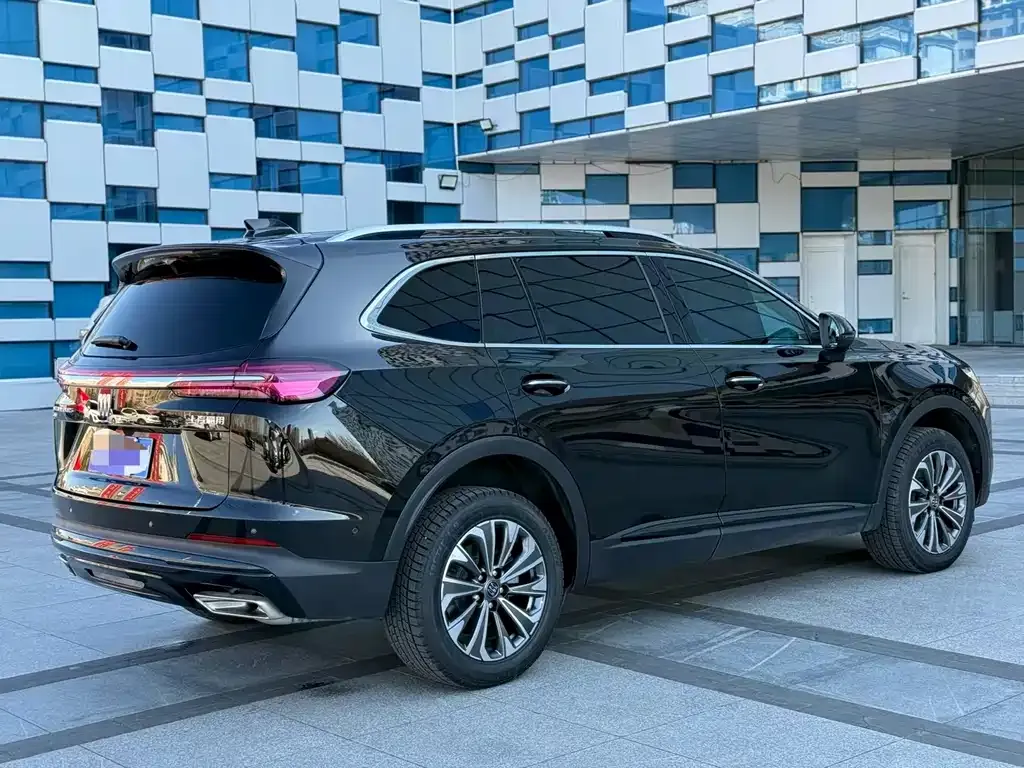 Buick Envision Plus — фото 9