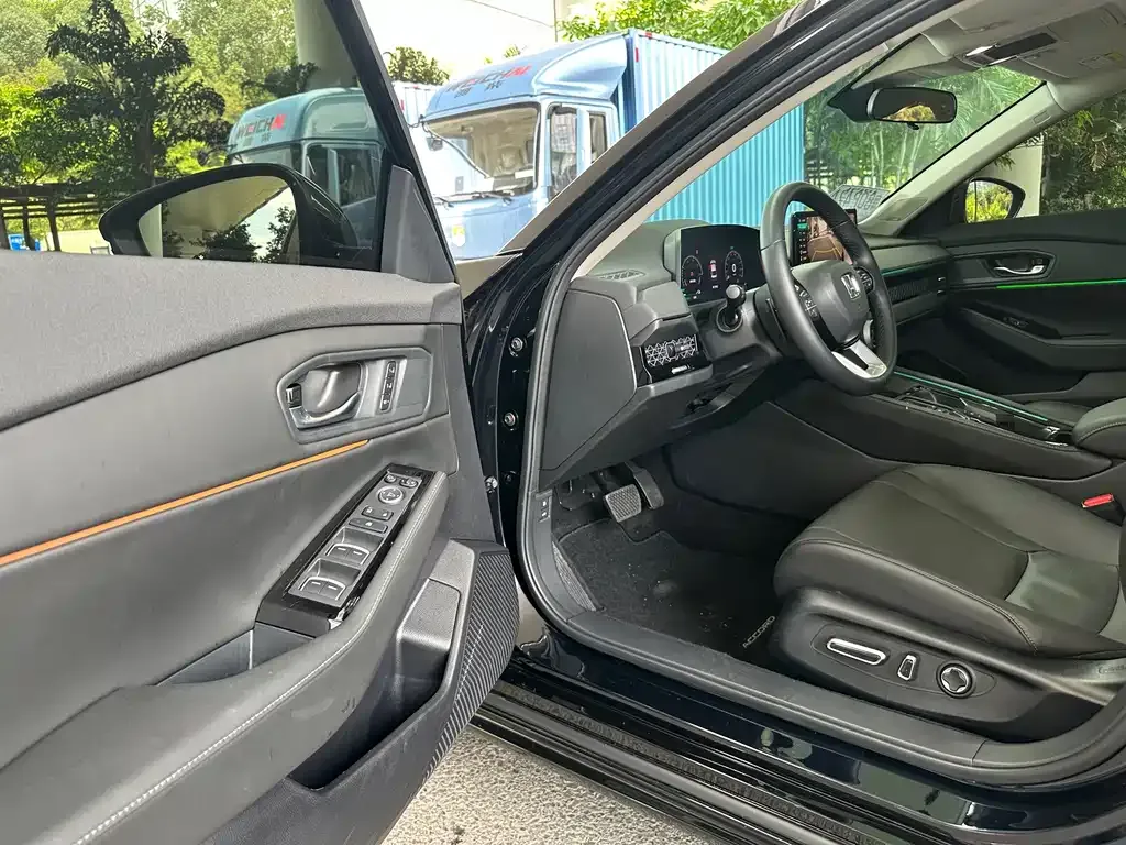 Honda Accord New Energy 2026 из CN, фото 2