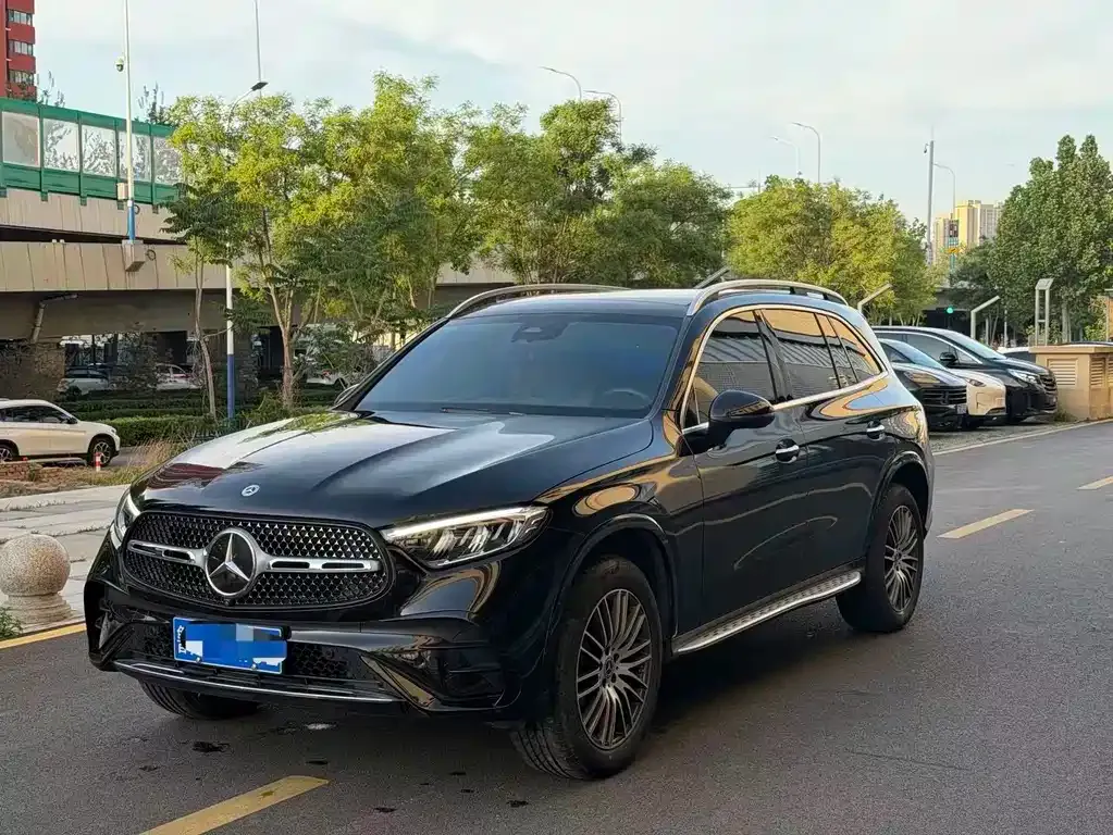 Mercedes-Benz GLC 2023 из CN, фото 1