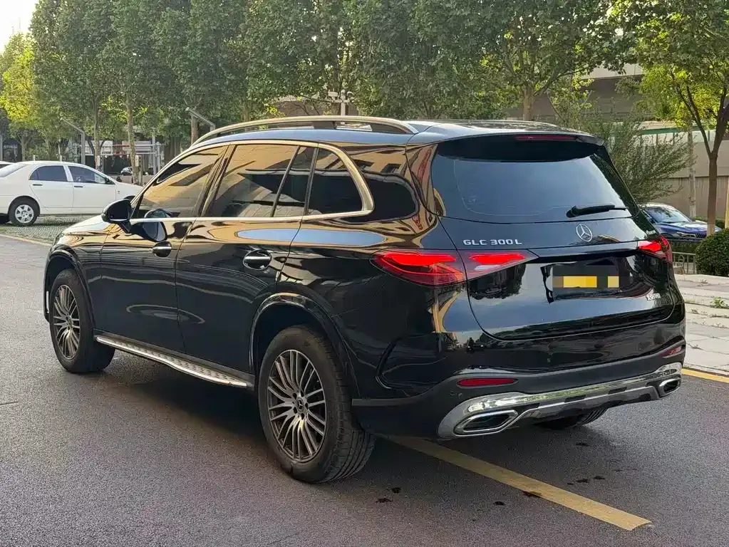 Mercedes-Benz GLC 2023 из CN, фото 6