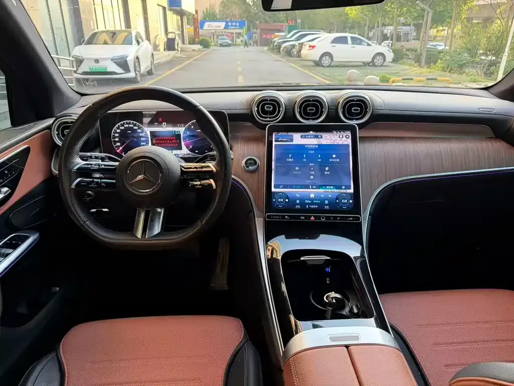 Mercedes-Benz GLC 2023 из CN, фото 7