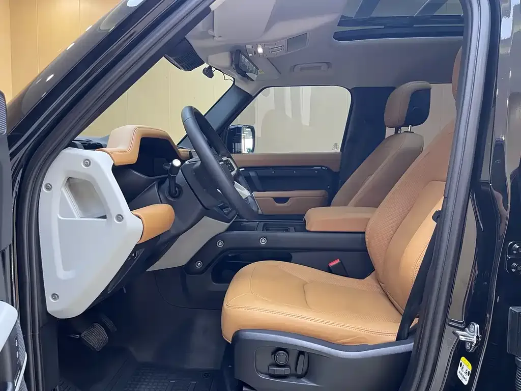 Land Rover Defender 2023 из CN, фото 8