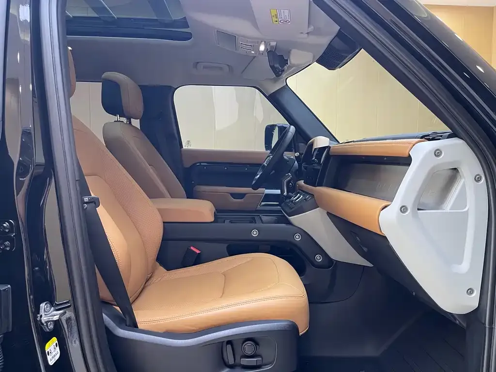Land Rover Defender 2023 из CN, фото 7