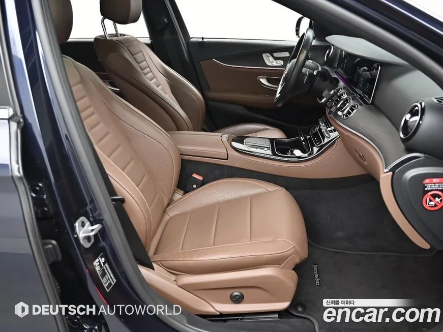 Mercedes-Benz E-Class 2023 из KR, фото 2