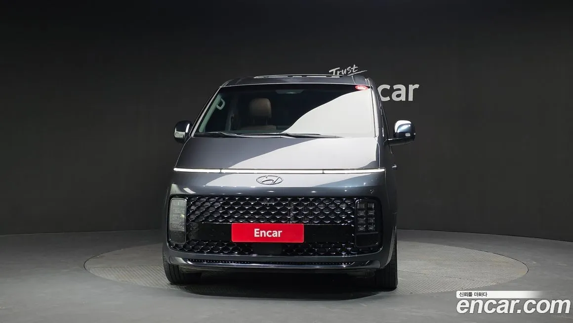 Hyundai Staria 2023 из KR, фото 2