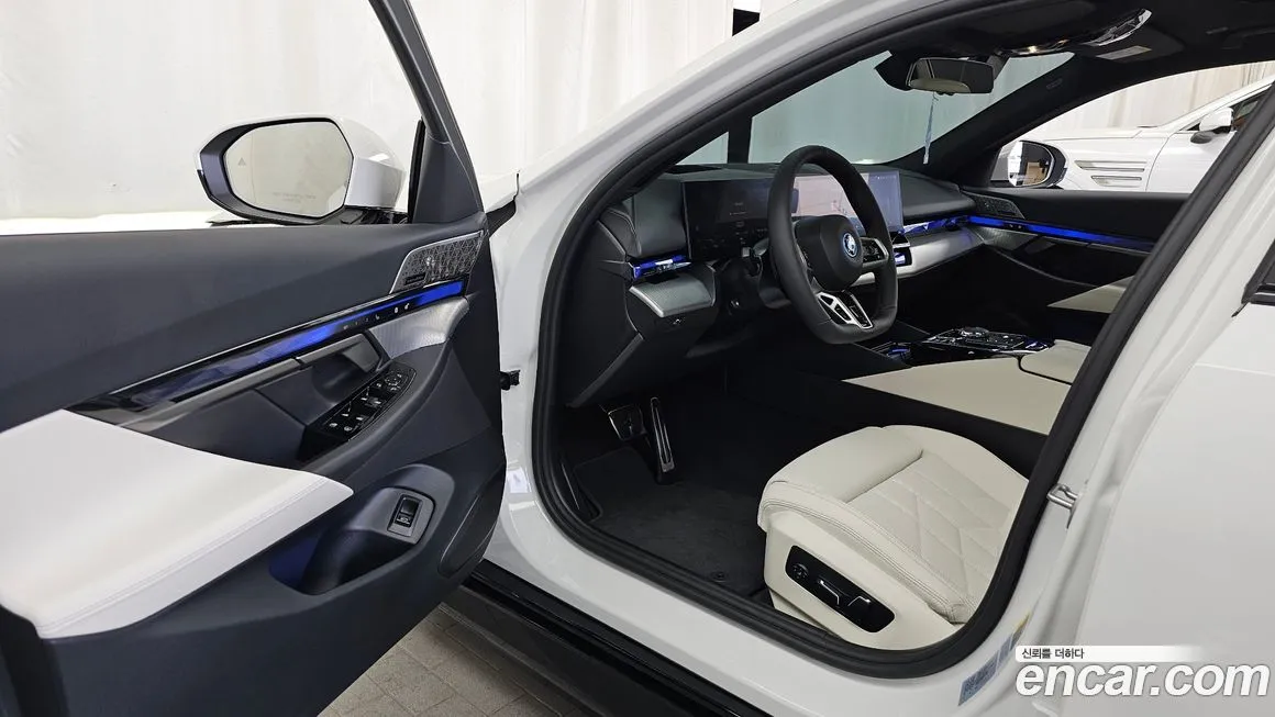 BMW i5 — фото 9
