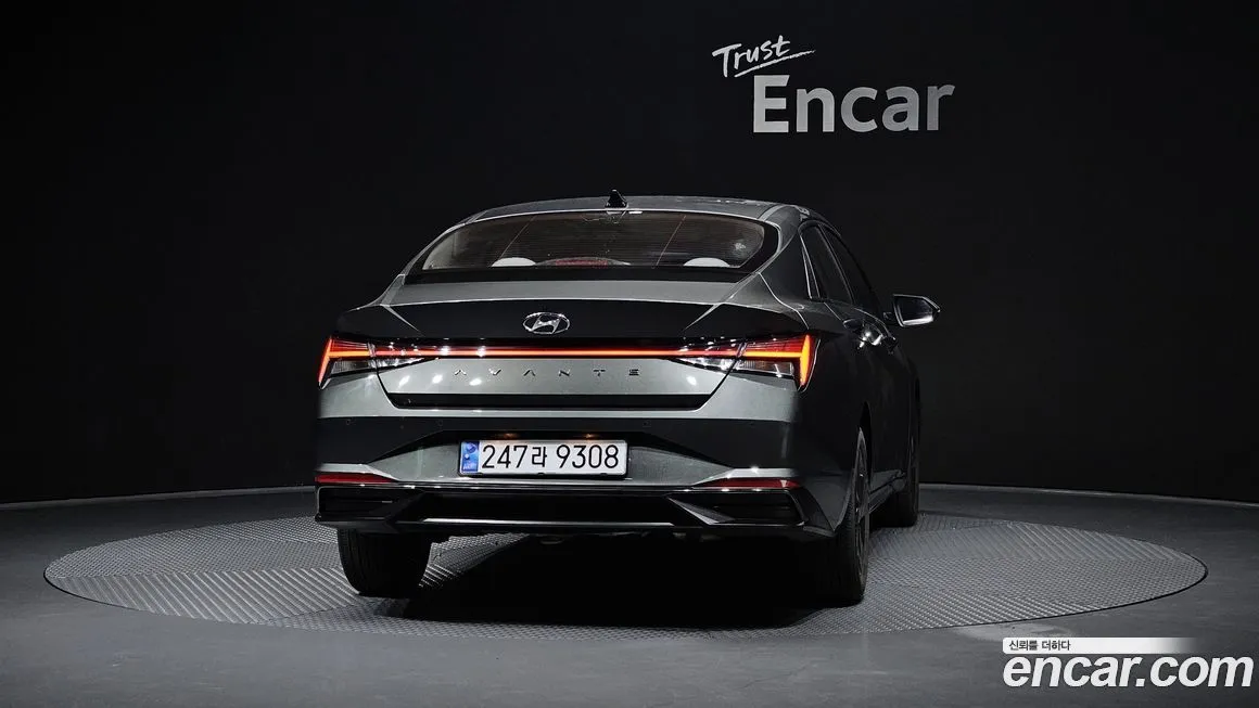Hyundai AVANTE — фото 2