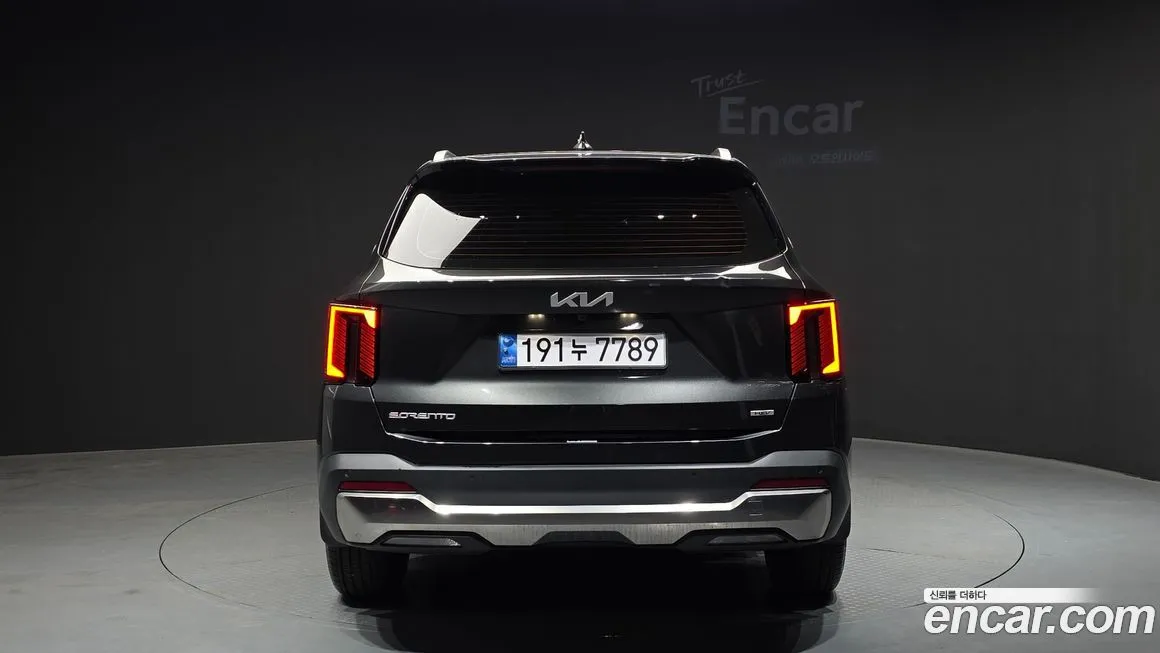 Kia Sorento — фото 3
