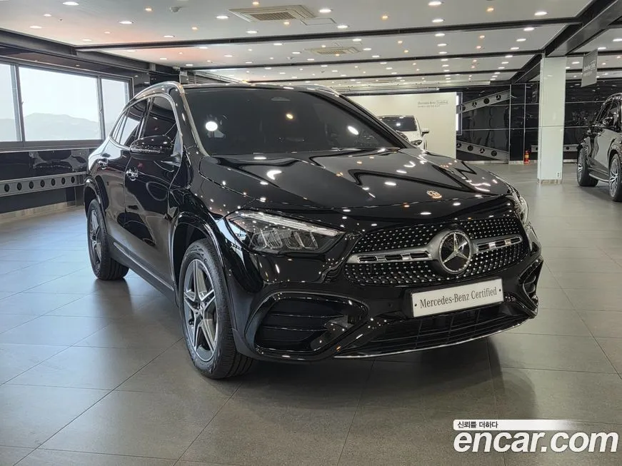 Mercedes-Benz GLA-Class — фото 6