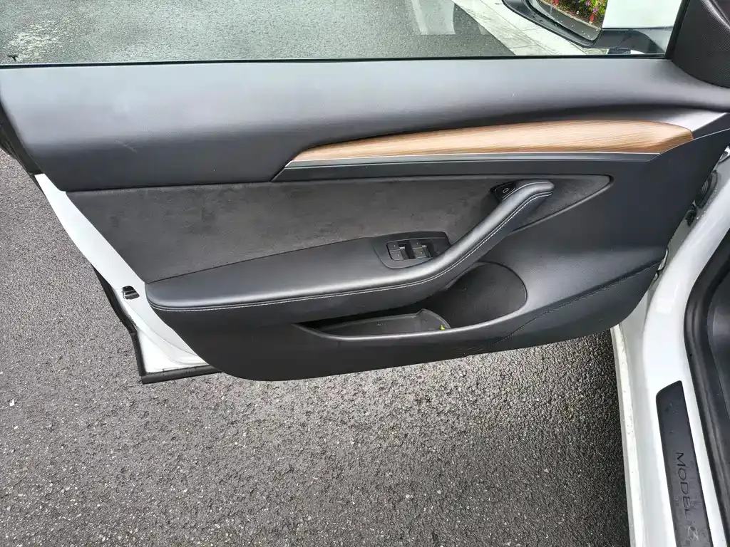 Tesla Model 3 2023 из CN, фото 6