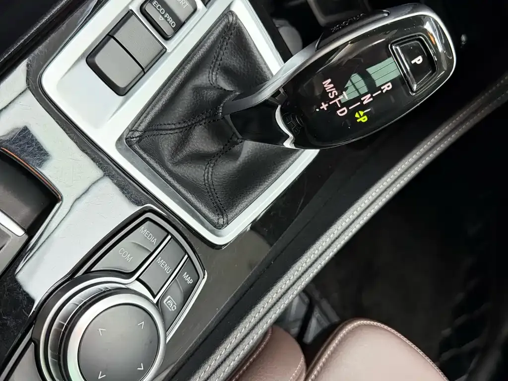 BMW 1 Series 2021 из CN, фото 5
