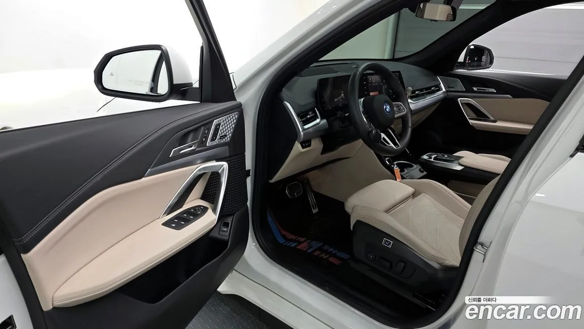 BMW iX1 2025 из KR, фото 6