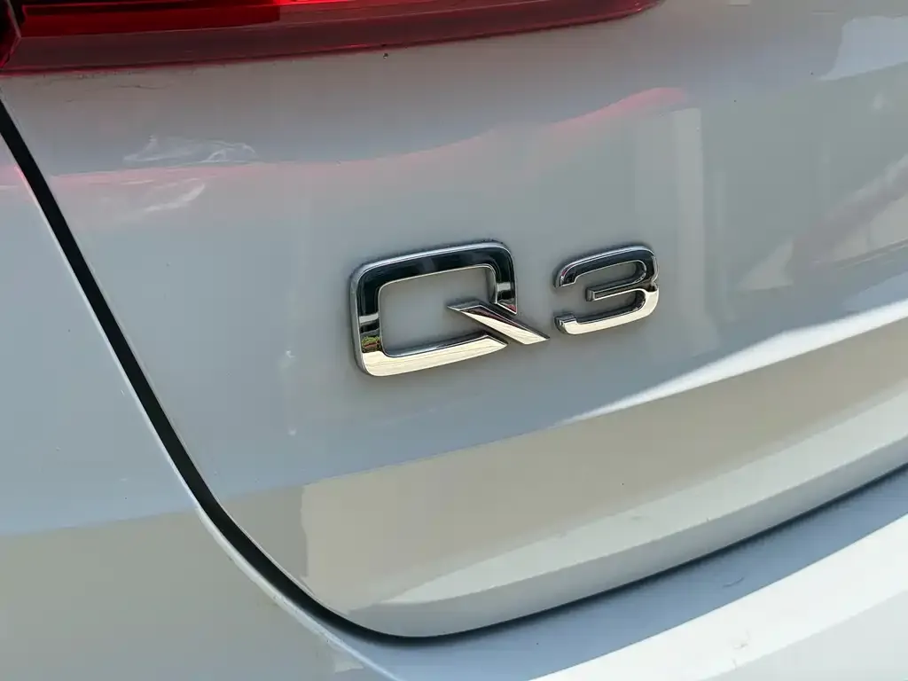 Audi Q3 2022 из CN, фото 2