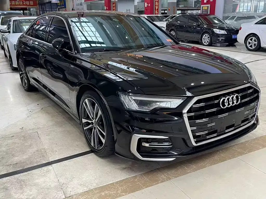 Audi A6L — фото 9
